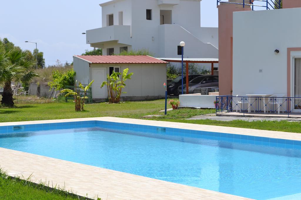 Petasos Apartments 1 Геннади Экстерьер фото