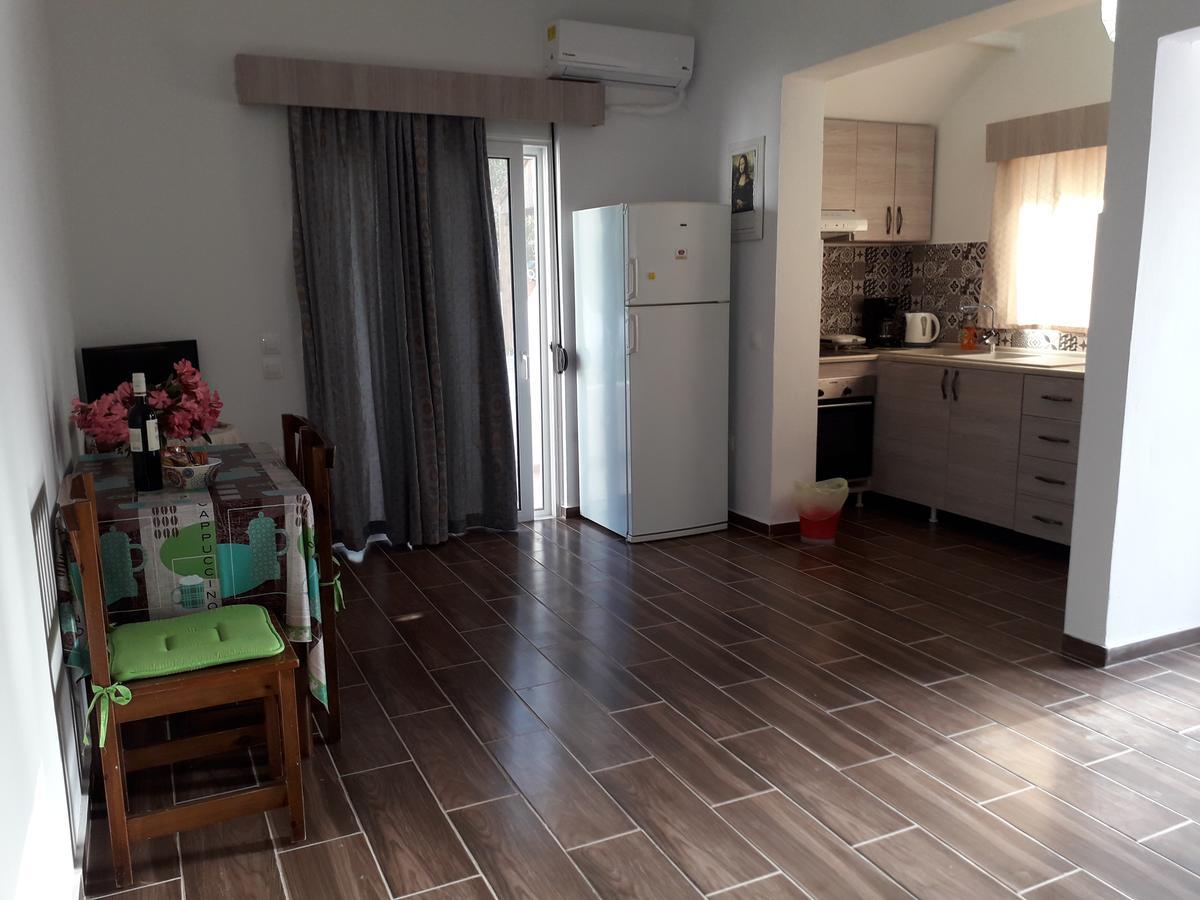 Petasos Apartments 1 Геннади Экстерьер фото